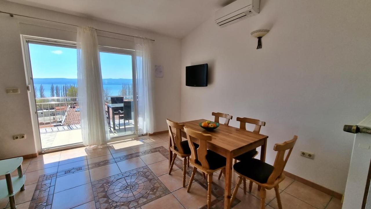 אומיס Apartments Stare Duce 6 מראה חיצוני תמונה