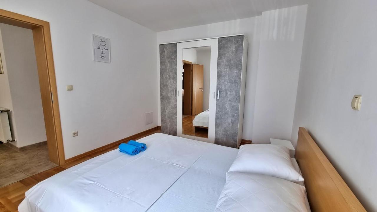 אומיס Apartments Stare Duce 6 מראה חיצוני תמונה