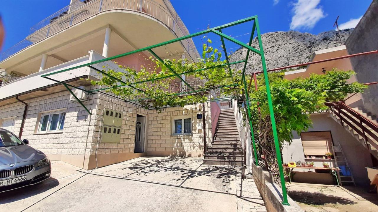 אומיס Apartments Stare Duce 6 מראה חיצוני תמונה