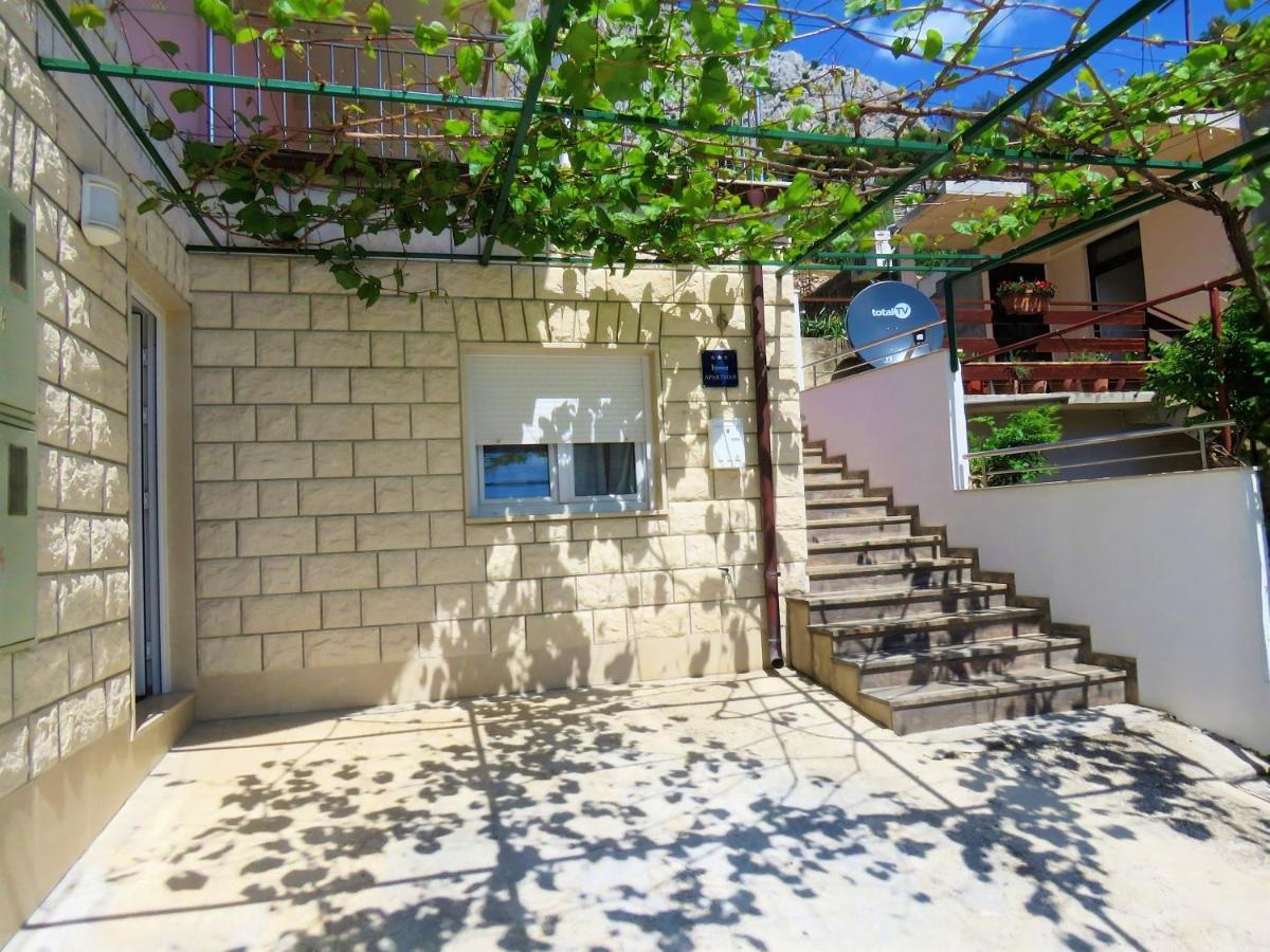 אומיס Apartments Stare Duce 6 מראה חיצוני תמונה